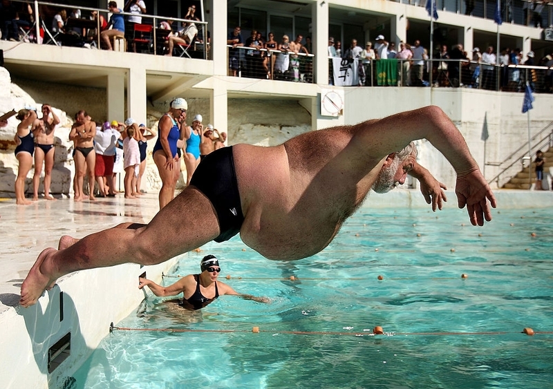 Belly Float | Getty Images Photo by Ezra Shaw