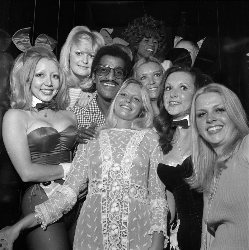 Sammy Davis Jr. and the Play Bunnies | Getty Images Photo by Mirrorpix