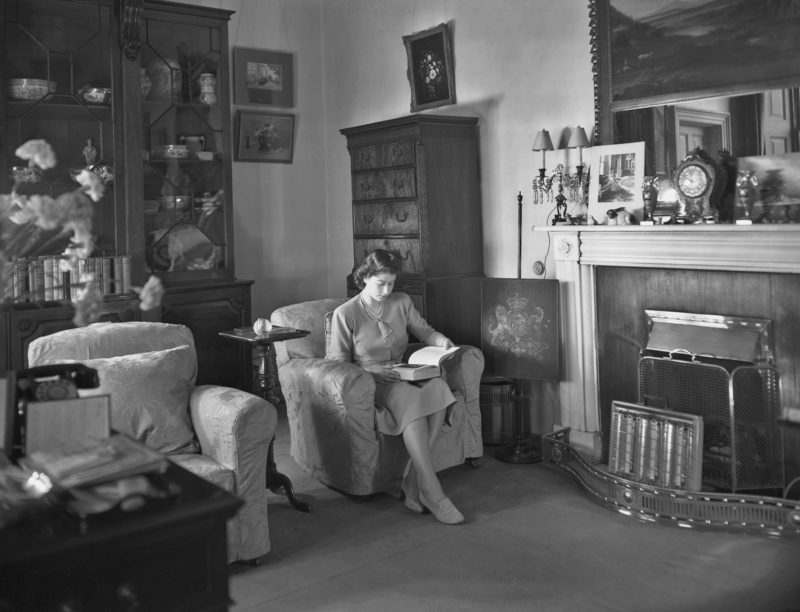 Princess Elizabeth Reading | Getty Images Photo by Lisa Sheridan/Studio Lisa/Hulton Archive