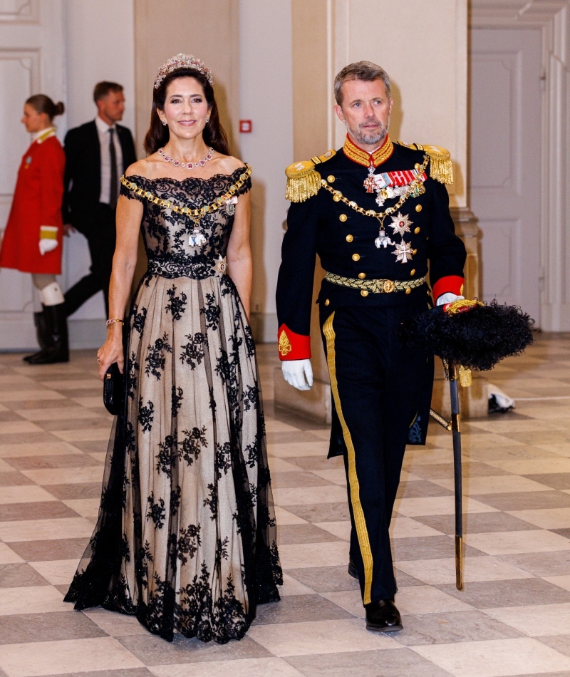 A Golden Jubilee Gown | Getty Images Photo by Patrick van Katwijk