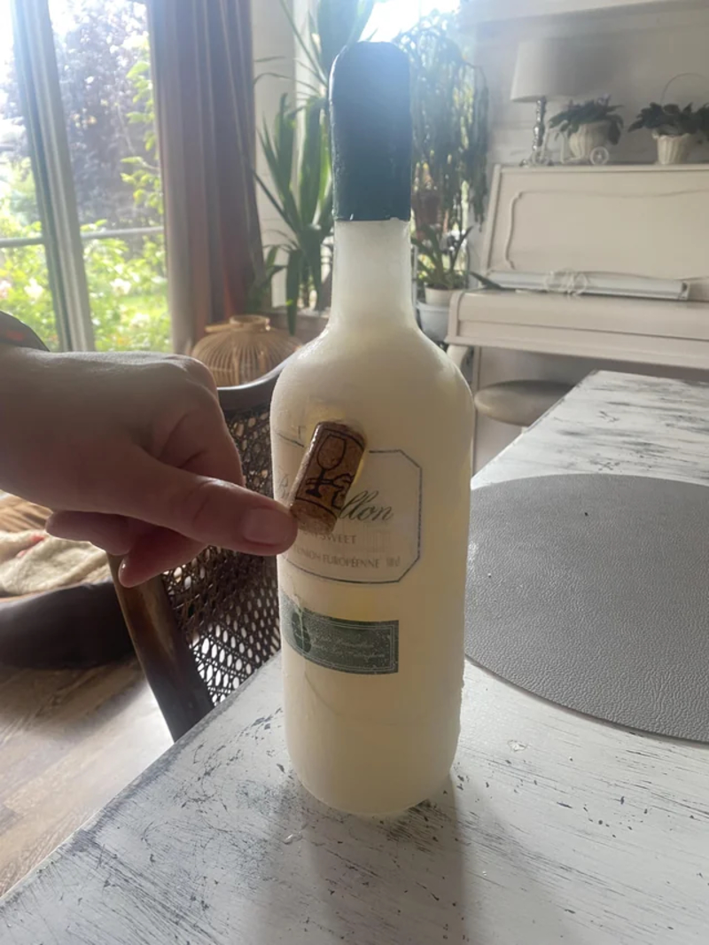 What if You Froze a Bottle of Wine? | Reddit.com/Aruxasss