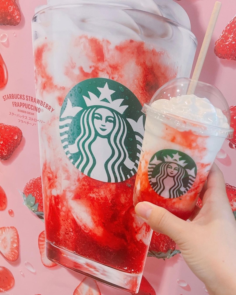And What About Strawberry Frappuccino? | Instagram/@tmmn_smile