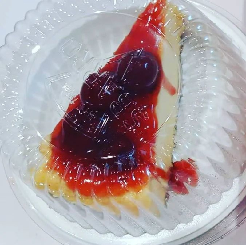 Sbarro's Original Cheese Cake | Instagram/@rcql94