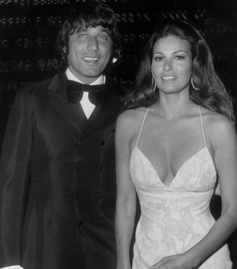 Raquel Welch and Joe Namath | Alamy Stock Photo by PictureLux/The Hollywood Archive 