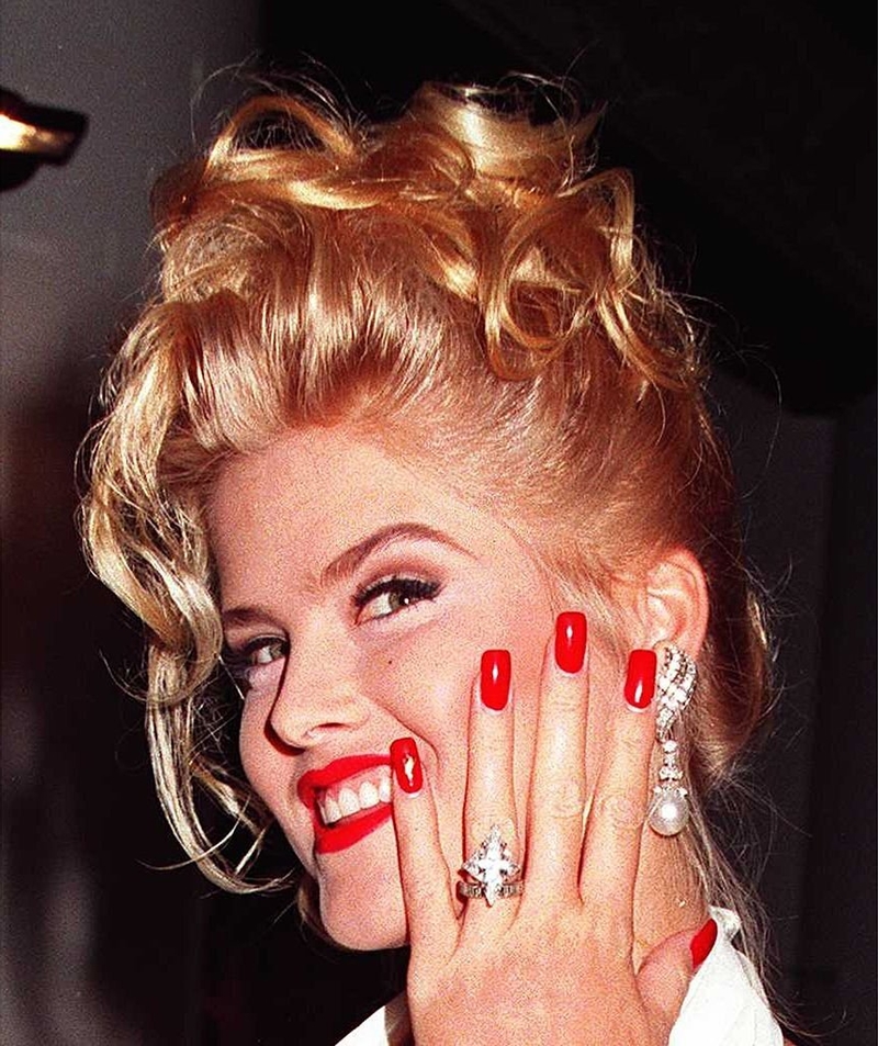 Anna Nicole Smith | Getty Images Photo by Tammie Arroyo/Online USA