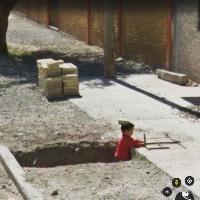 Some Fun in the Dirt | Instagram/@paranabs via Google Street View