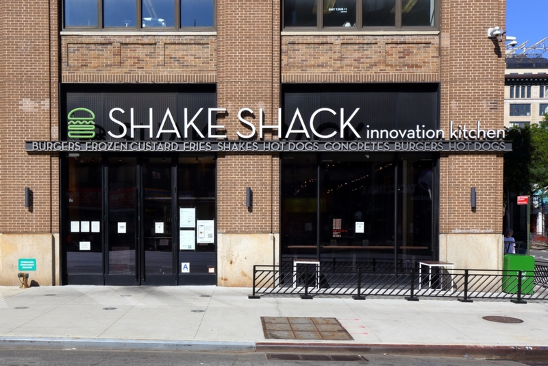 Shake Shack | Alamy Stock Photo by Robert K. Chin - Storefronts 