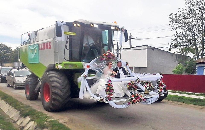 Eine rumänische Hochzeit | Imgur.com/Hhy3NOs