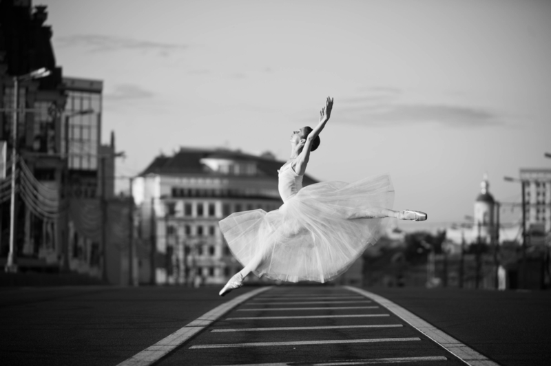 Die Sprünge der Ballerina | Shutterstock
