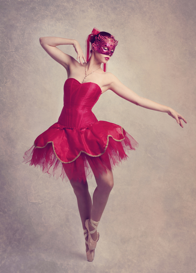Ballerinas pflegten mit Masken zu tanzen | Shutterstock