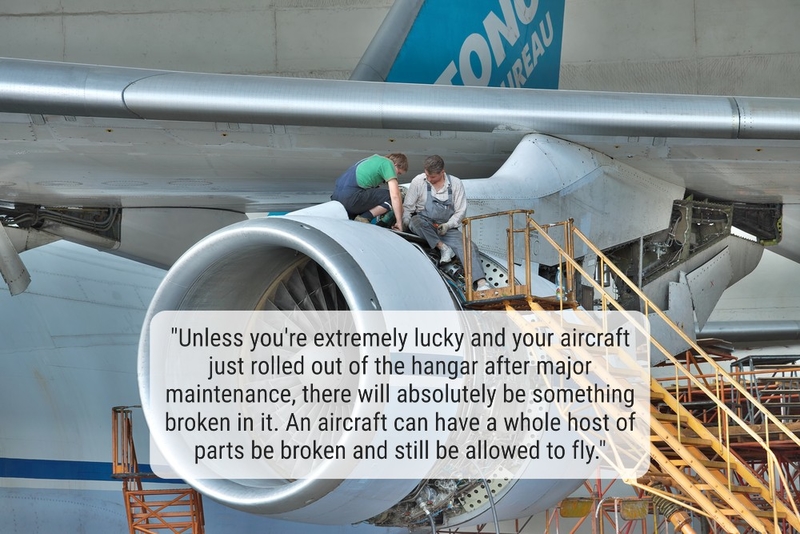 Unterlassen Sie Reparaturen im Flugzeug | Shutterstock