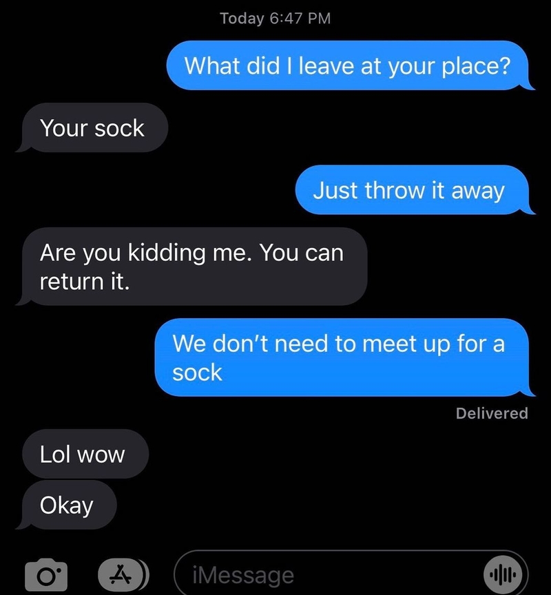 Dating Socks | Instagram/@textsfromyourex