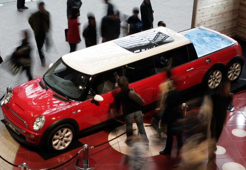 Mini Cooper Limo With a Hot Tub | Getty Images Photo by TOSHIFUMI KITAMURA/AFP via Getty Images