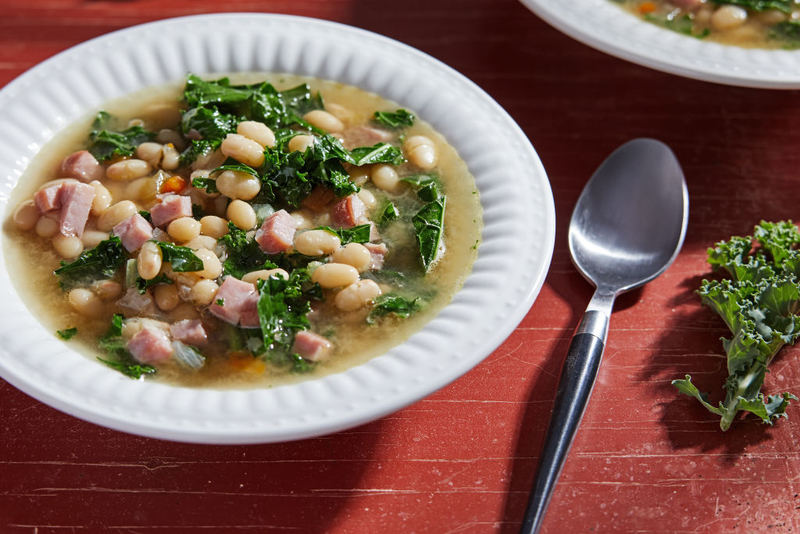 Sopa de frijoles blancos | Getty Images Photo by The Washington Post 