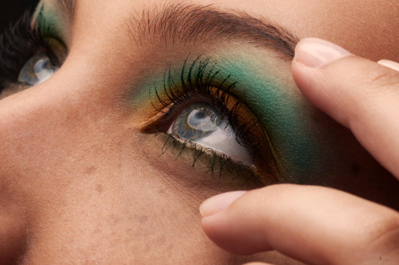 Use estas sombras para olhos verdes | Alamy Stock Photo