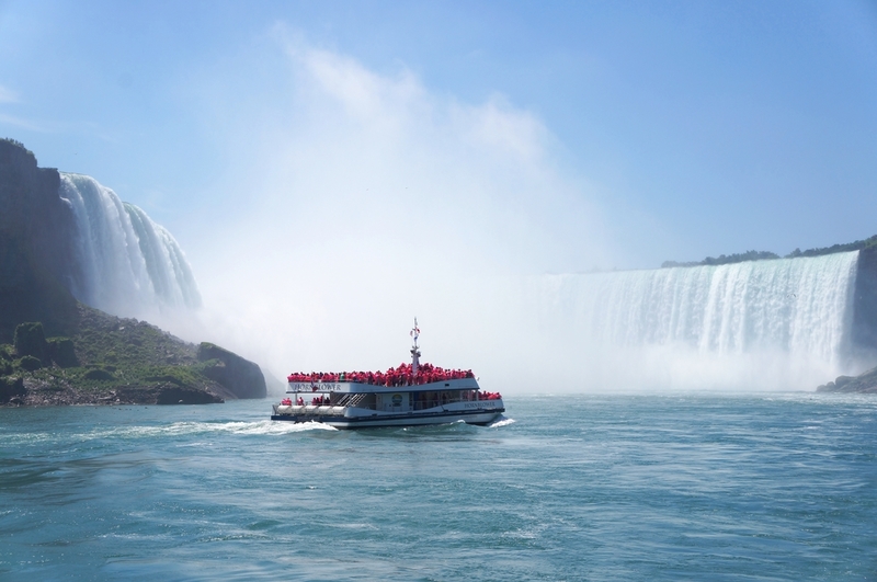 Maid of the Mist – Niagara Falls | Shutterstock