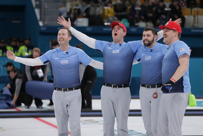 Si, esos son jugadores de curling | Getty Images Photo by Richard Heathcote