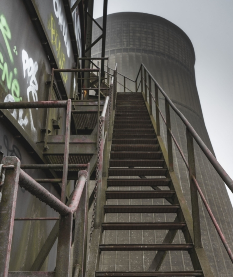 Altes Kraftwerk in Belgien | Alamy Stock Photo by Sonny Vermeer