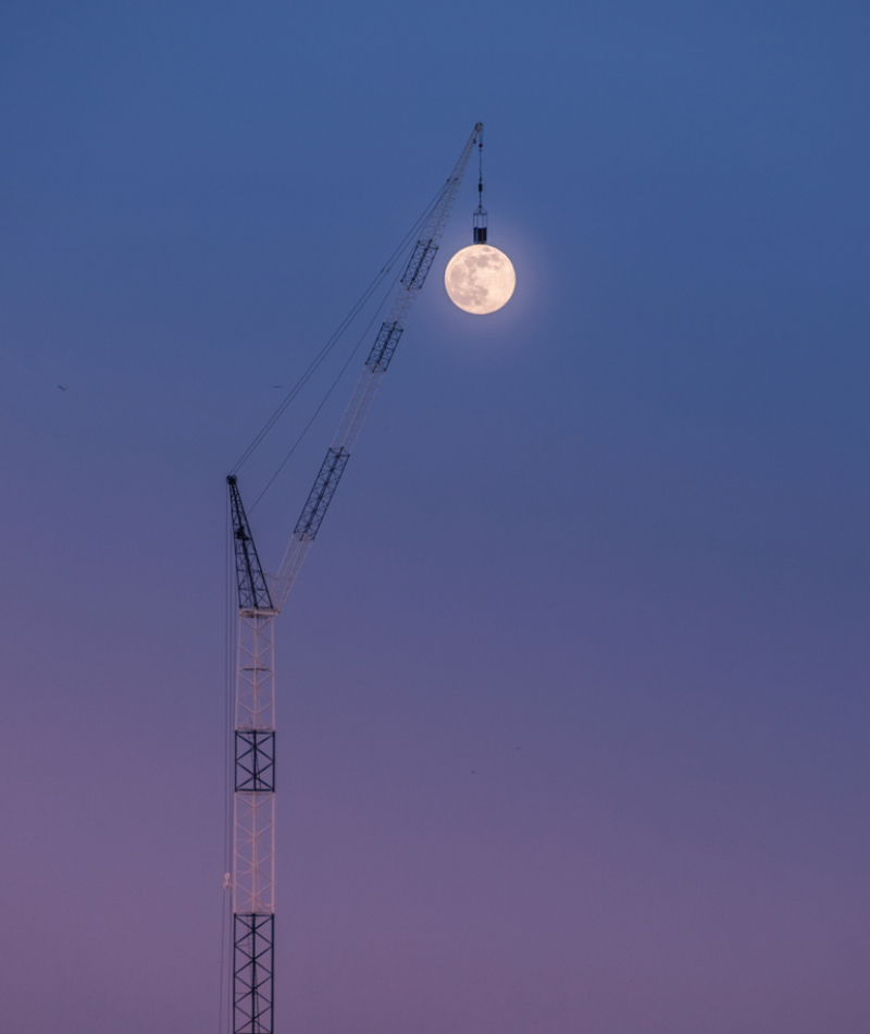 Moon Rise | Shutterstock