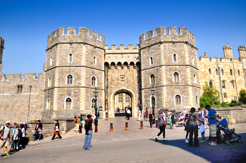 Windsor Castle – Windsor, England | Alamy Stock Photo by Peter Lane 