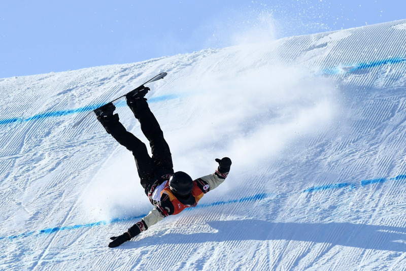 Die Gefahren des Snowboardens | Getty Images Photo by David Ramos