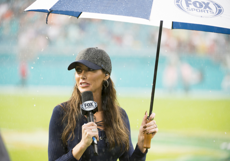 Holly Sonders | Getty Images Photo by Doug Murray/Icon Sportswire 