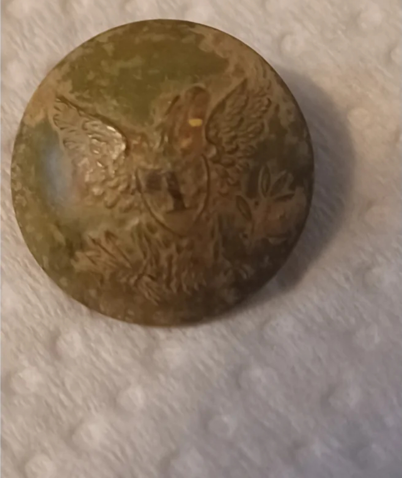 Infantry Button From the American Civil War | Reddit.com/Anonymous