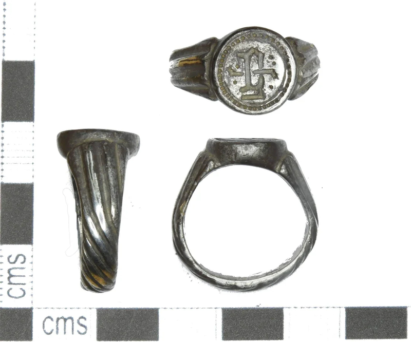 A Medieval Ring | Reddit.com/DohertyBS