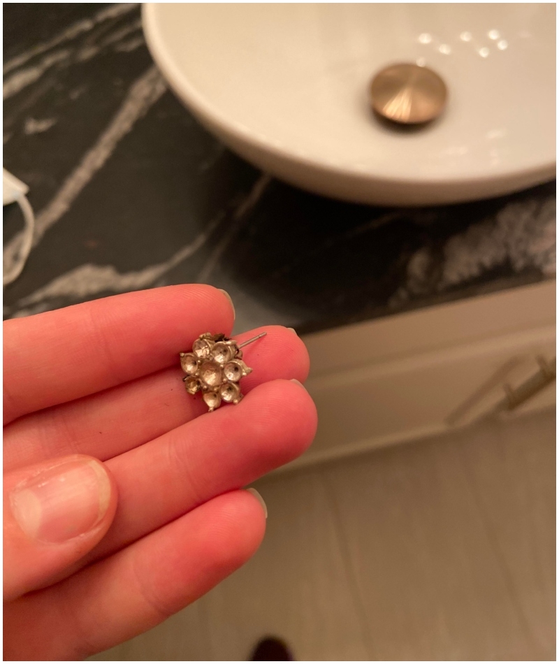 A Lost Earring From Many Years Ago | Reddit.com/subaw0067