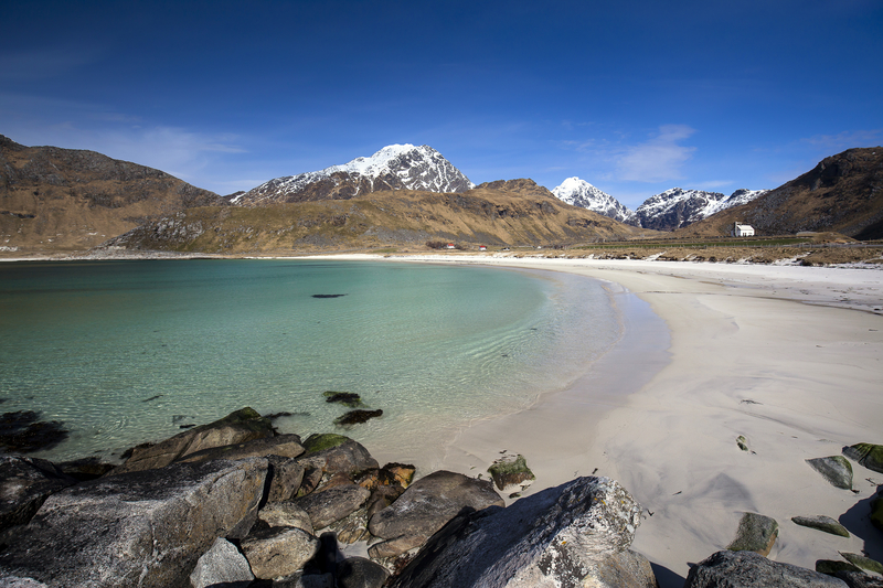 UTAKLEIV BEACH, NORWEGEN | Getty Images Photo by Andia/Universal Images Group 