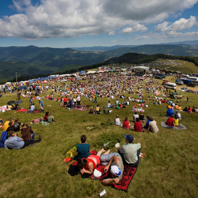 The Maiden Fair of Mount Gaina – Romania | Getty Images Photo by Martin Zwick/REDA&CO/Universal Images Group 