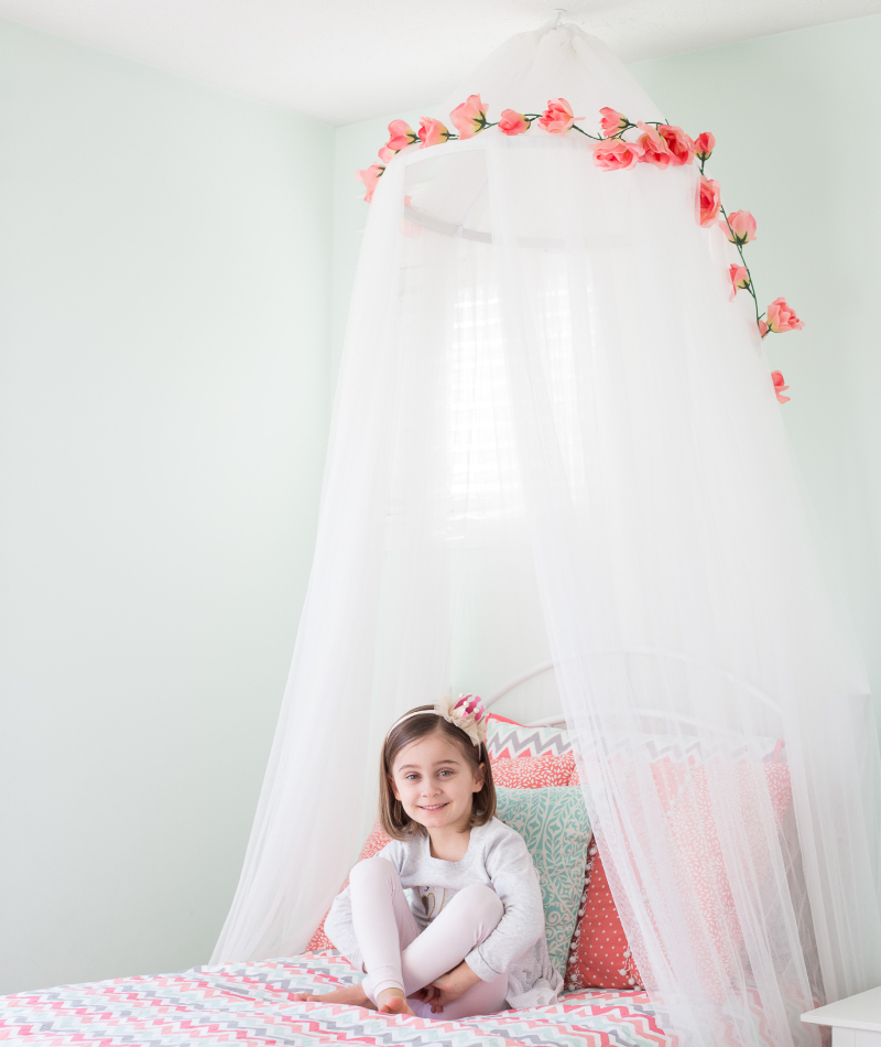 Make a Beautiful Canopy for Your Kid’s Bed | Shutterstock Photo by Jessalyn Renee Skilling