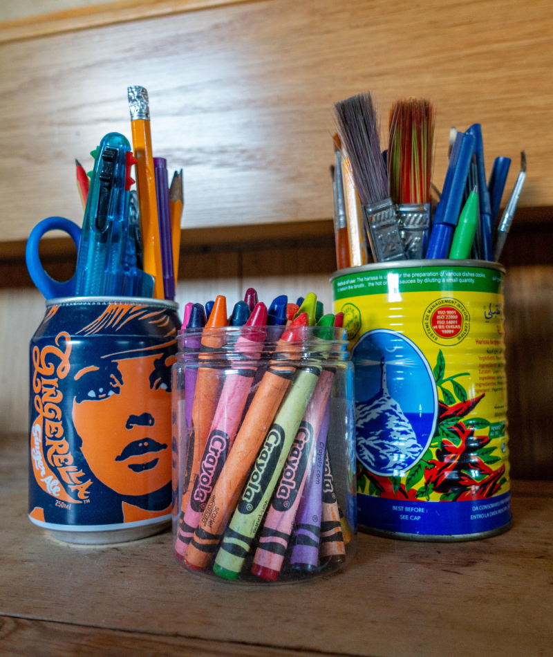 Build an Art Supply Organizer | Alamy Stock Photo by Mike Ford