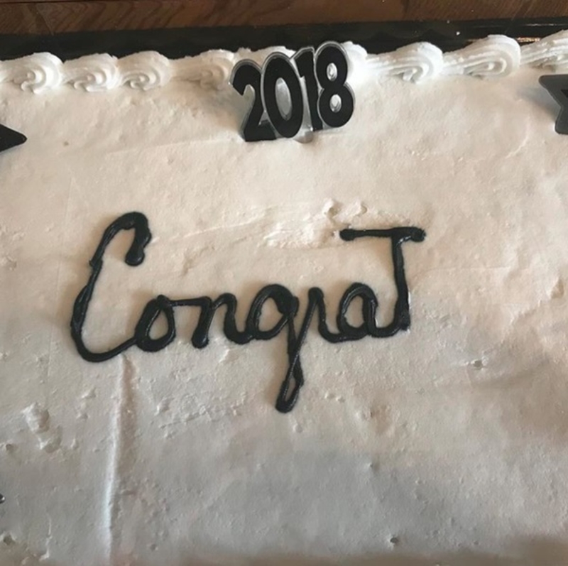 ¡Enhorabuena, graduado! | Instagram/@kshousewife