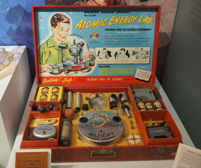 The Chemistry Sets Were Not Okay | Alamy Stock Photo by stockeurope