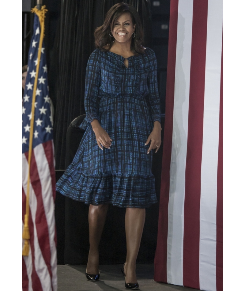 Michelle Obama – 5’11” (180 cm) | Shutterstock Photo by K2 images