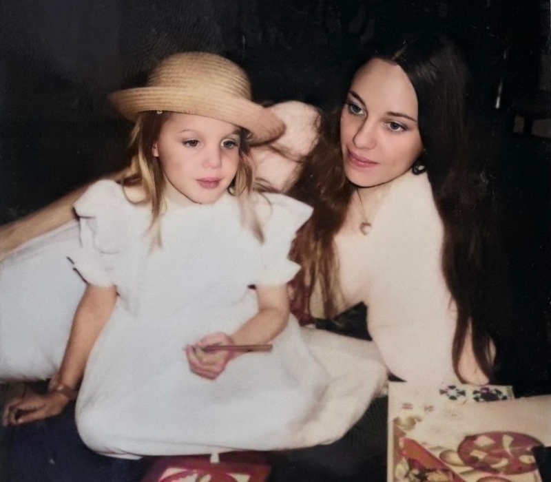 Angelina Jolie and Marcheline Bertrand | Instagram/@angelinajolie