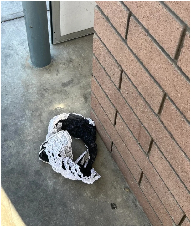 Who Dropped Their Knickers on the Streets? | Reddit.com/RichyCigars