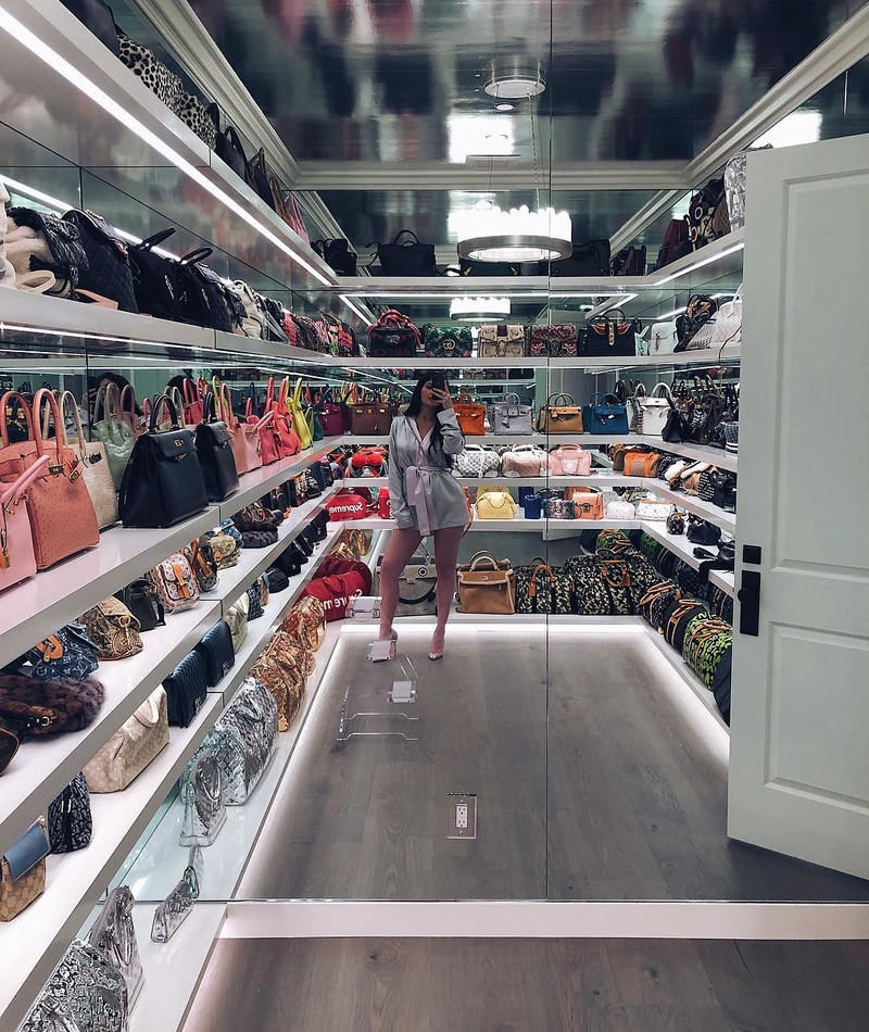 Customized Handbag Room | Instagram/@kyliejenner