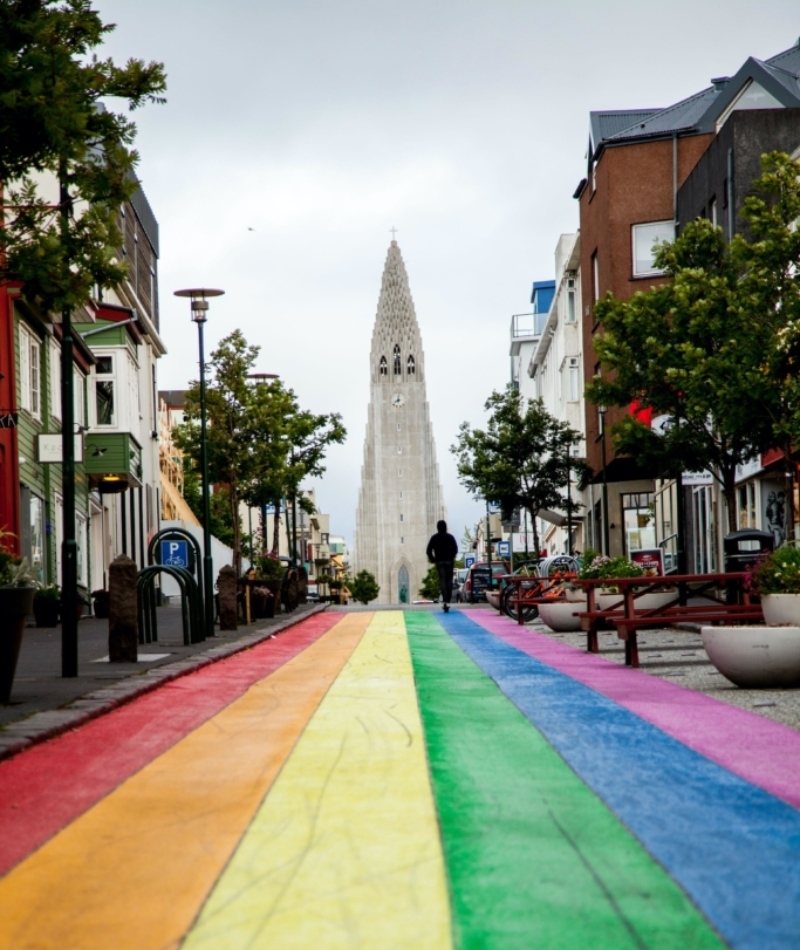 Island ist voller Regenbogen | Alamy Stock Photo by Christopher Kane