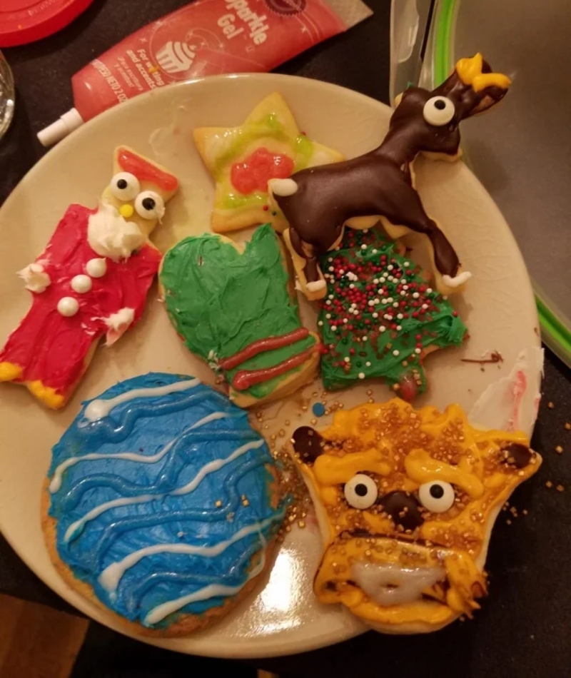 The Creepiest Holiday Cookies | Reddit.com/radioflea
