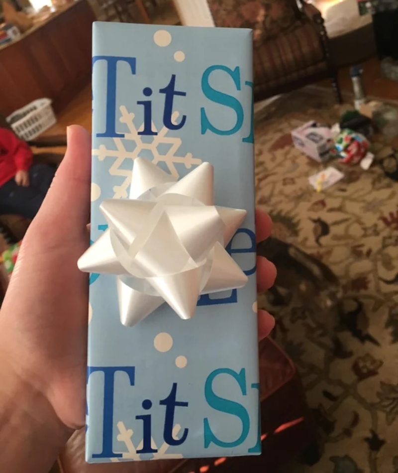 Professional Gift Wrapping | Reddit.com/Halogen_ic