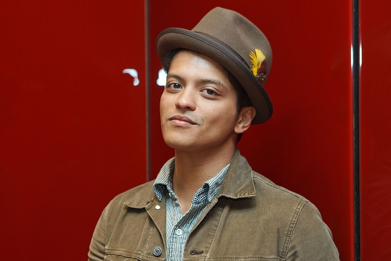 Bruno Mars / Peter Gene Hernandez | Getty Images Photo by Marco Prosch