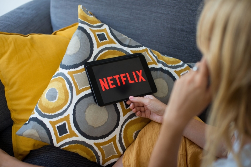 Netflix und „Familienbande“ – Wenn Fernsehwelten aufeinander prallen | Alamy Stock Photo by Dominika Rossa