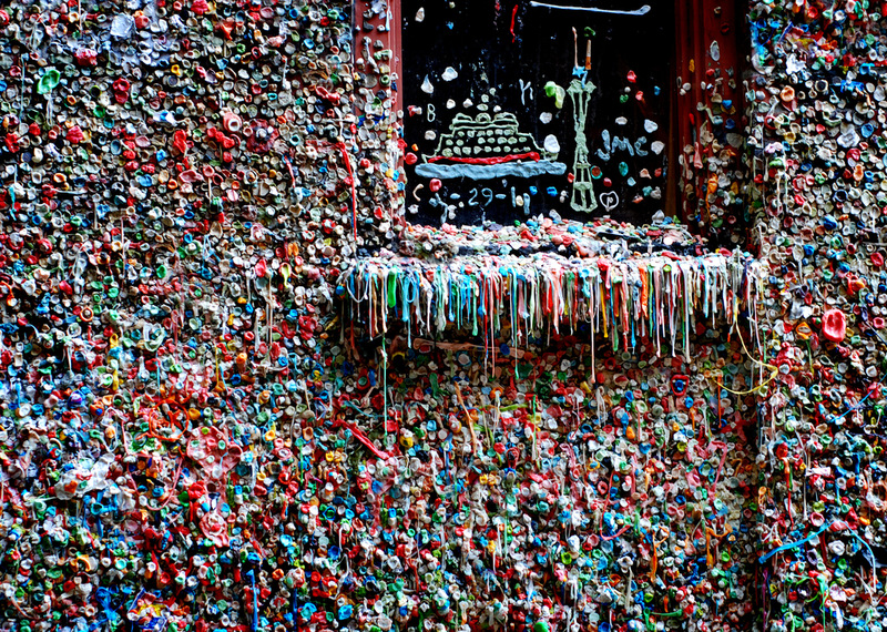El Seattle Gum Wall | Lane V. Erickson/Shutterstock