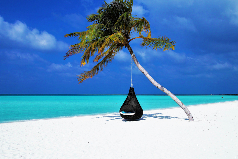 PARADISE ISLANDS YOU SHOULD VISIT | Gamingsrav/Shutterstock
