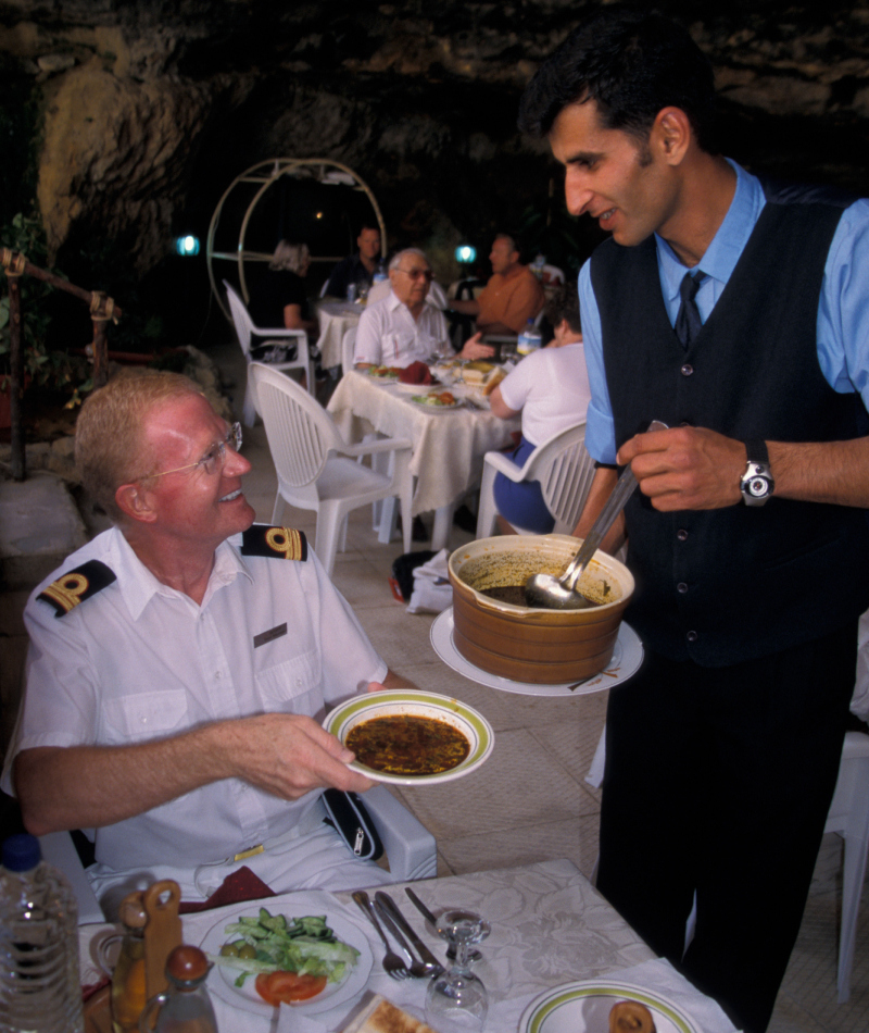 Dine Like an Officer | Alamy Stock Photo by Dave Bartruff / Danita Delimont, Agent